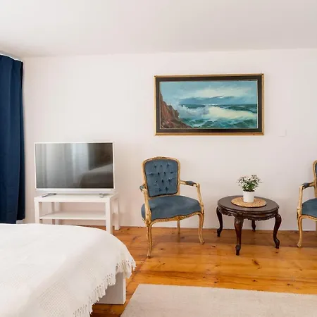 Guest house & Carera 6