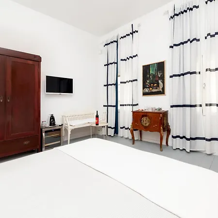 Guest house & Carera 6